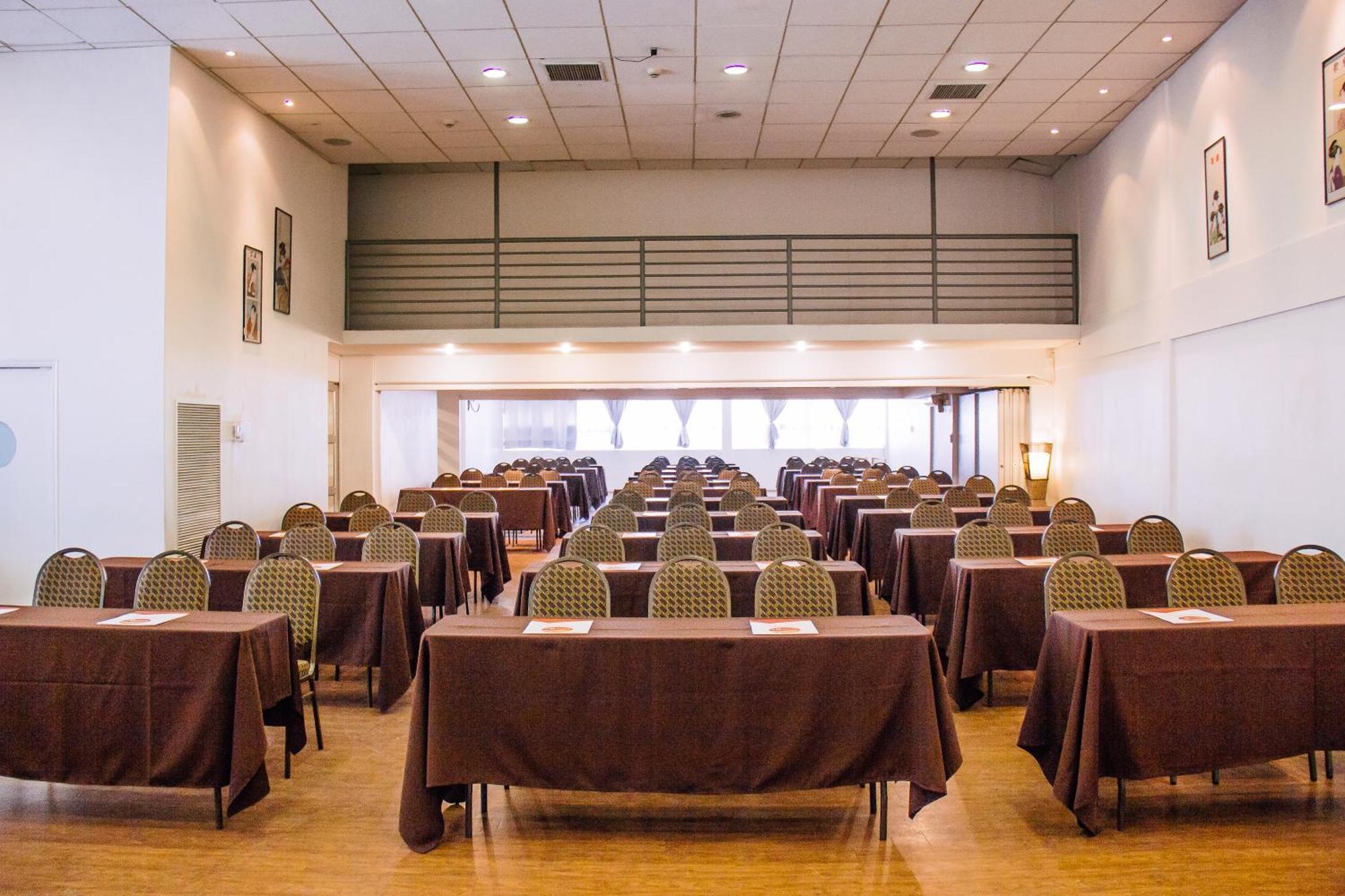 Hotel Nippon Y Centro De Eventos سانتياغو المظهر الخارجي الصورة